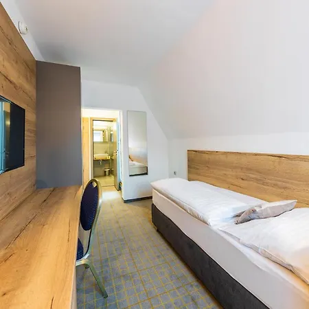 Отель Hotel Ski Нове-Место-на-Мораве