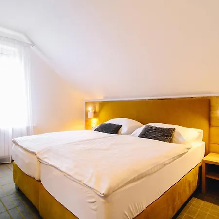 Szálloda Hotel Ski 4*