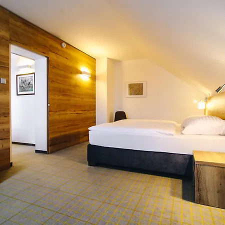 Hotel Ski