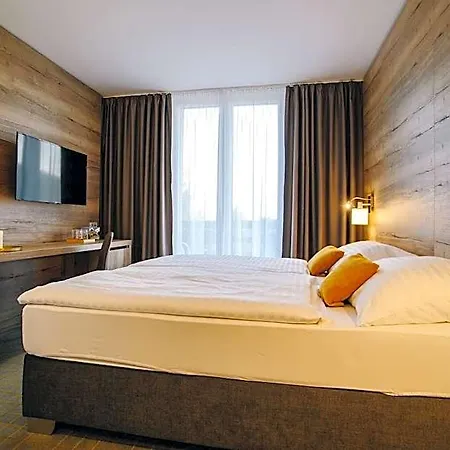 Отель Hotel Ski Нове-Место-на-Мораве